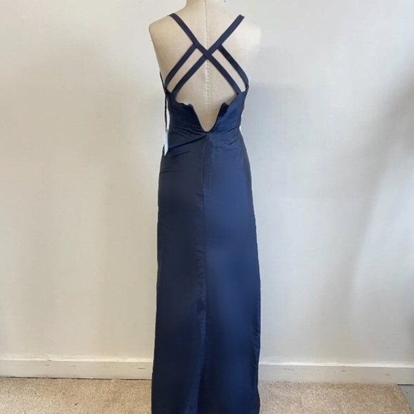 NWT Fame And Partners Maxi Dress Size 2 Navy Blue Cutout Caged Back Formal Gown - Picture 4 of 11